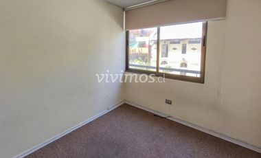 Barrio Toesca. 3 Dormitorios. Amplio