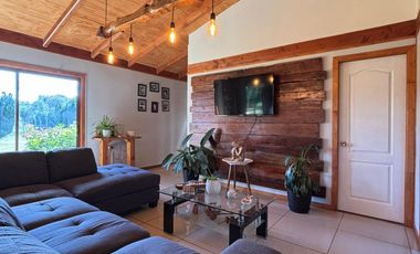 Se vende propiedad ubicada a 5 km de Los Lagos por ruta T-551