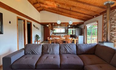 Se vende propiedad ubicada a 5 km de Los Lagos por ruta T-551