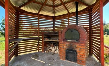 Se vende propiedad ubicada a 5 km de Los Lagos por ruta T-551