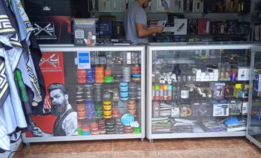 INVERSION CASAS CON TRES LOCALES COMERCIALES