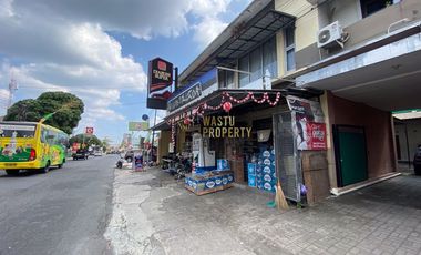 KOST EXCLUSIVE STRATEGIS DI TEPI JALAN KALIURANG SHM