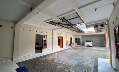 KOST EXCLUSIVE STRATEGIS DI TEPI JALAN KALIURANG SHM