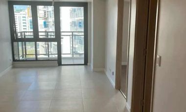 Brand New 2 Bedroom with balcony for Sale Viento at Cerca Alabang Muntinlupa