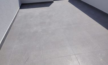 PRECIOSA CASA EN LOMAS DEL VALLE