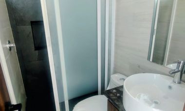 PRECIOSA CASA EN LOMAS DEL VALLE