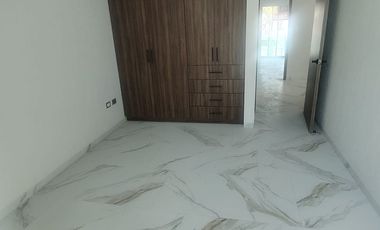 PRECIOSA CASA EN LOMAS DEL VALLE