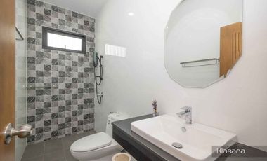 Beautiful Mountain Views - Two Bedroom Furnished Pool Villa