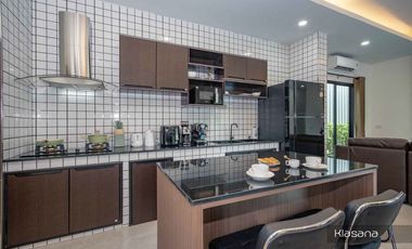 Beautiful Mountain Views - Two Bedroom Furnished Pool Villa