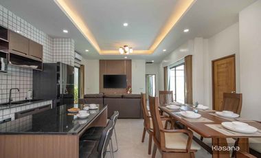 Beautiful Mountain Views - Two Bedroom Furnished Pool Villa