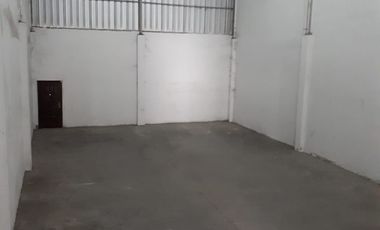 Gudang iconic siap pakai ada kantor dan bisa kontainer