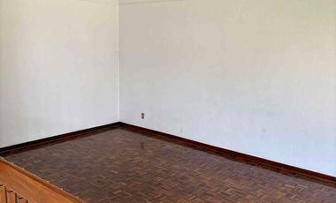 AMPLIA CASA EN RENTA EN LOMAS DEL CAMPESTRE a una cuadra de Universidad La Salle Zona Norte León, Gto.