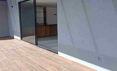 Bonita casa nueva en renta .4 recámaras