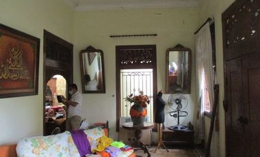 Hunian Mewah 4 Kamar, Jalan Kaliurang & UGM Hanya Selangkah!