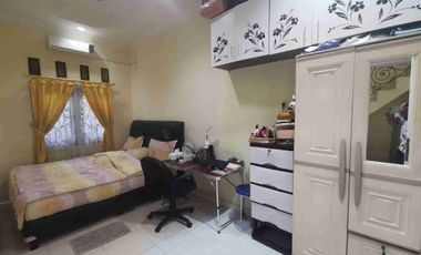 DIJUAL CEPAT! Rumah 2 Lantai Srengseng, Siap Huni, SHM, Lokasi Strategis jakarta barat