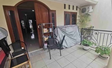 DIJUAL CEPAT! Rumah 2 Lantai Srengseng, Siap Huni, SHM, Lokasi Strategis jakarta barat