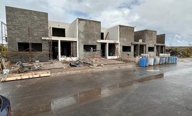 Ciudad Meseta, VENTA - Casa de autor de 1 nivel, con 3 recámaras