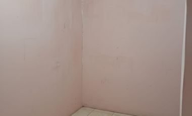 Dijual Rumah Mungil Siap Huni Harga Kost-kostan di Cemani Grogol