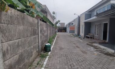 Rumah Cluster 3Kamar Siap Huni Akses Simpangan Mojosongo Jebres Solo