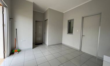 Dijual Cepat Rumah 1 Lt Srimaya Residence Cluster Baswara Bekasi Jawa Barat