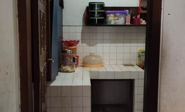 Dijual Rumah di Jl. Pesantren, Lokasi Strategis Dekat Jln. Raya Cimahi