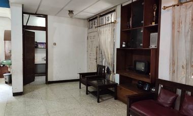 Dijual Rumah di Jl. Pesantren, Lokasi Strategis Dekat Jln. Raya Cimahi