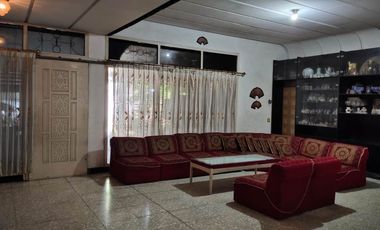 Dijual Rumah di Jl. Pesantren, Lokasi Strategis Dekat Jln. Raya Cimahi