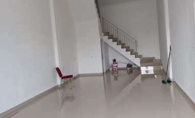 Ruko di Jln Raya Kebayoran Lama S253