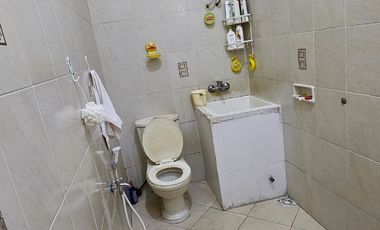 Rumah di Grogol Petamburan Berada di Tengah Kota, Cocok Utk Kost Menengah ke Atas S254