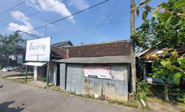 DIJUAL RUMAH 

KEL. : BESUR
KEC  ; SEKARAN
KAB  : LAMONGAN