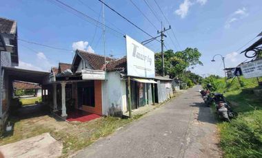 DIJUAL RUMAH 

KEL. : BESUR
KEC  ; SEKARAN
KAB  : LAMONGAN
