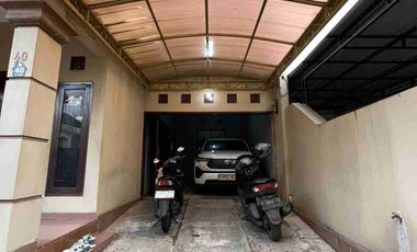 rumah megah dkt toll dan LRT di Jatibening 1