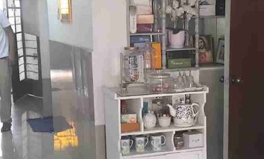 Alquilo. Casa como local comercial en Av Próceres de la Independencia en el paradero  Caja de Agua en San Juan de Lurigancho