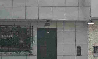 Alquilo. Casa como local comercial en Av Próceres de la Independencia en el paradero  Caja de Agua en San Juan de Lurigancho