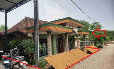 DIJUAL RUMAH 
KEL. : MEDALEM
KEC  ; MODO
KAB  : LAMONGAN