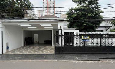 Rumah Sultan Termewah Pinggir Jalan Cilandak, Jakarta Selatan