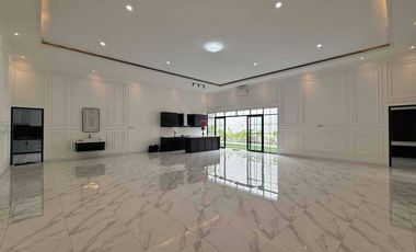 Rumah Sultan Termewah Pinggir Jalan Cilandak, Jakarta Selatan