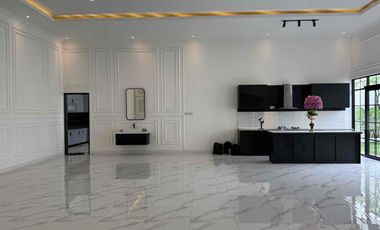 Rumah Sultan Termewah Pinggir Jalan Cilandak, Jakarta Selatan