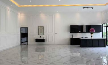 Rumah Sultan Termewah Pinggir Jalan Cilandak, Jakarta Selatan