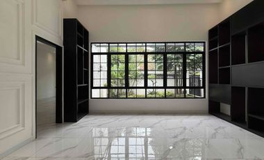 Rumah Sultan Termewah Pinggir Jalan Cilandak, Jakarta Selatan