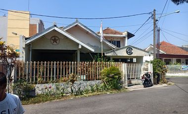 Dijual Rumah Pusat Kota Strategis Turangga Bandung