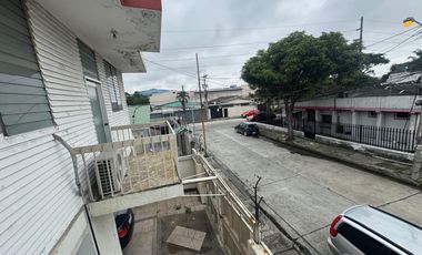 CIUDADELA BOLIVARIANA ALQUILO PRECIOSA Y AMPLIO DEPARTAMENTO, PRIMER PISO ALTO , CUATRO DORMITORIOS, EXCELENTES ACABADOS