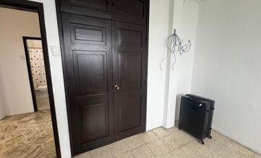 CIUDADELA BOLIVARIANA ALQUILO PRECIOSA Y AMPLIO DEPARTAMENTO, PRIMER PISO ALTO , CUATRO DORMITORIOS, EXCELENTES ACABADOS