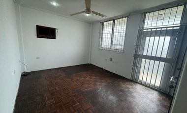 CIUDADELA BOLIVARIANA ALQUILO PRECIOSA Y AMPLIO DEPARTAMENTO, PRIMER PISO ALTO , CUATRO DORMITORIOS, EXCELENTES ACABADOS
