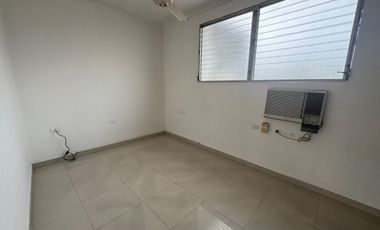 CIUDADELA BOLIVARIANA ALQUILO PRECIOSA Y AMPLIO DEPARTAMENTO, PRIMER PISO ALTO , CUATRO DORMITORIOS, EXCELENTES ACABADOS