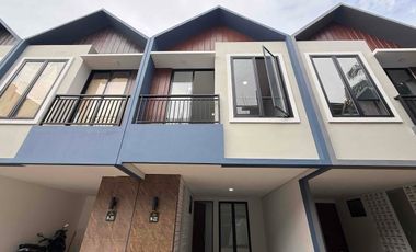 Rumah Siaphuni 2 Lantai Konsep Scandinavian di Cilandak, Jakarta Selatan – Desain Modern Seperti Apartemen