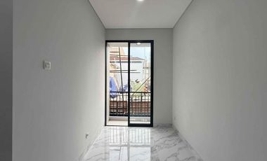 Rumah Siaphuni 2 Lantai Konsep Scandinavian di Cilandak, Jakarta Selatan – Desain Modern Seperti Apartemen