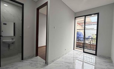 Rumah Siaphuni 2 Lantai Konsep Scandinavian di Cilandak, Jakarta Selatan – Desain Modern Seperti Apartemen