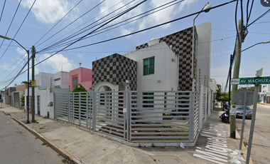 Excelente Casa En Gran Zona De Adjudicacion De!! Remate¡¡ Av. Maxuxac 480, Zona Sin Asignación, 77086 Chetumal, Q.r.