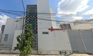 Excelente Casa En Gran Zona De Adjudicacion De!! Remate¡¡ Av. Maxuxac 480, Zona Sin Asignación, 77086 Chetumal, Q.r.